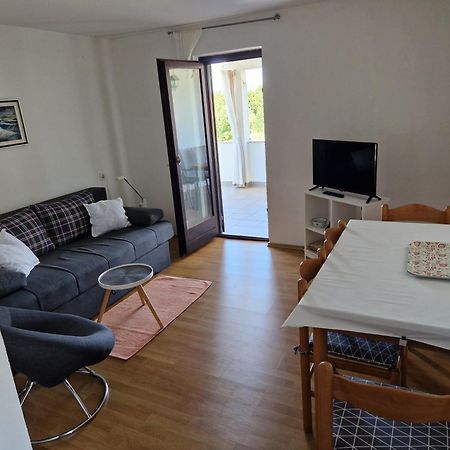 Apartment Buric Zupanje Luaran gambar