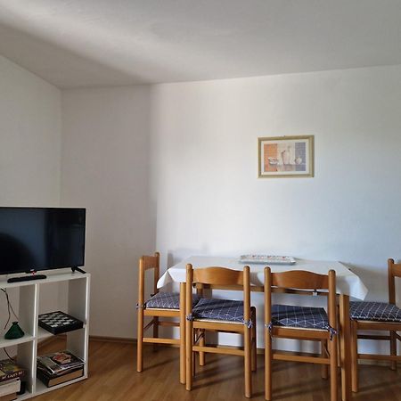 Apartment Buric Zupanje Luaran gambar