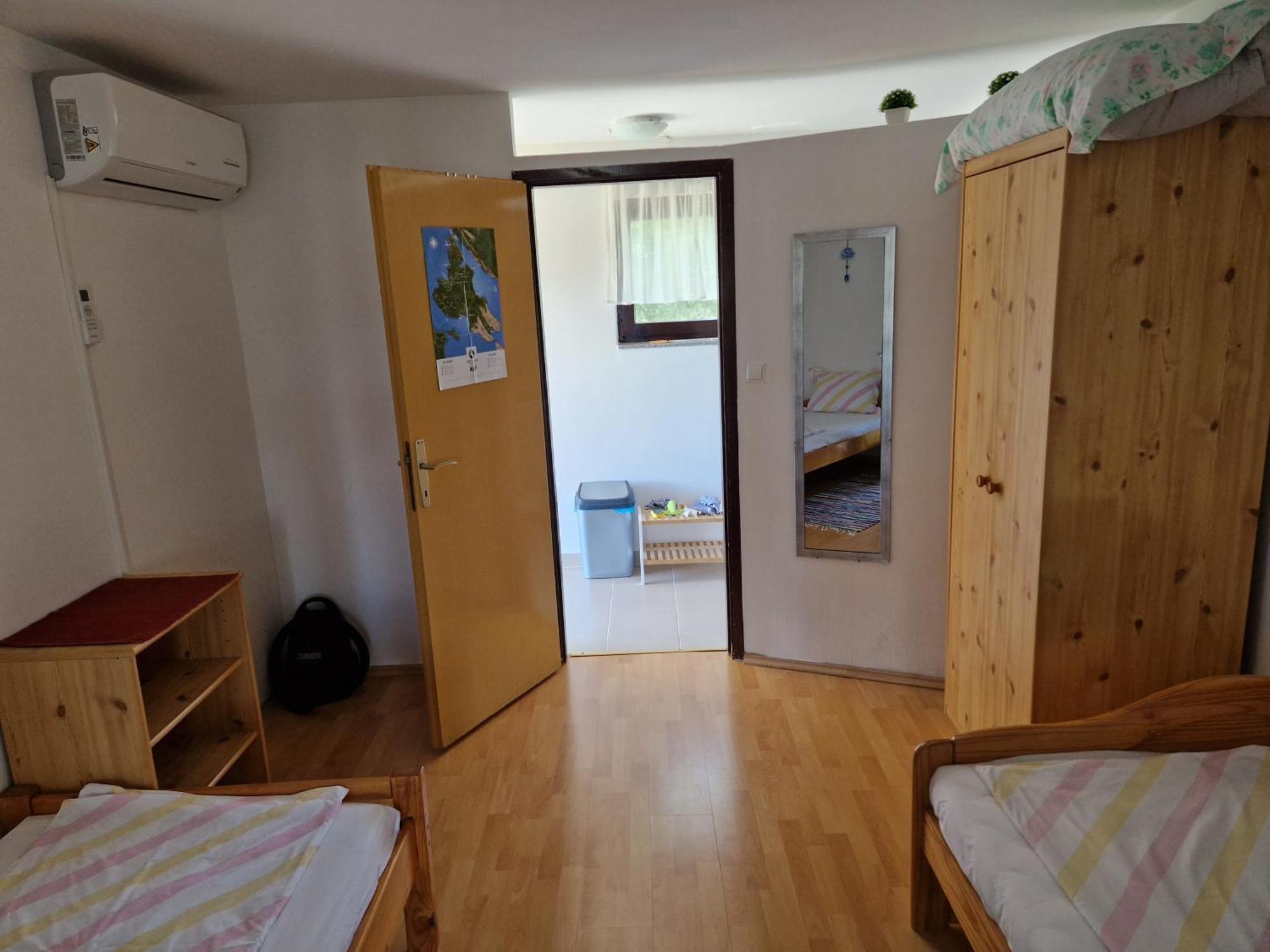 Apartment Buric Zupanje Luaran gambar