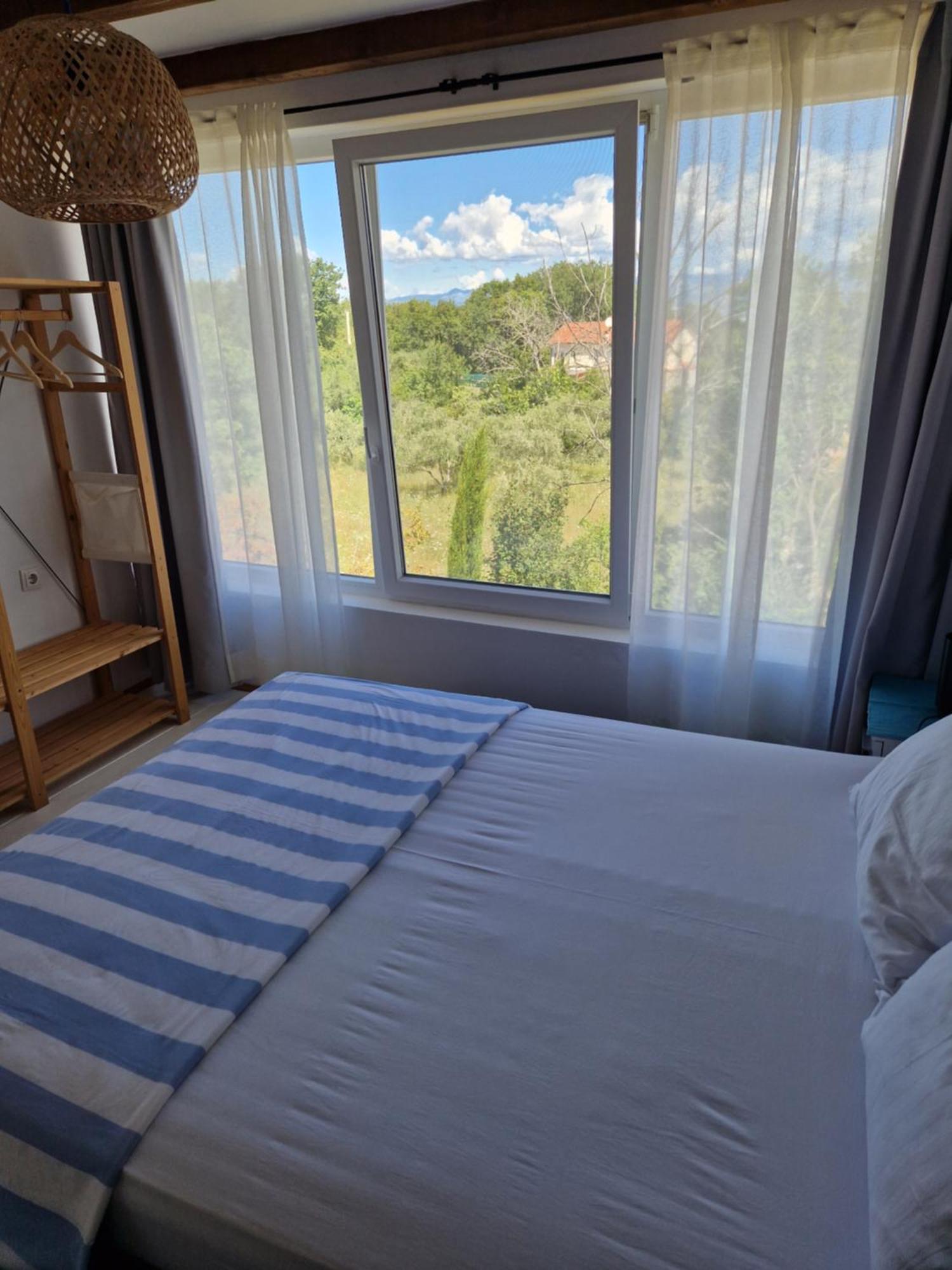 Apartment Buric Zupanje Luaran gambar