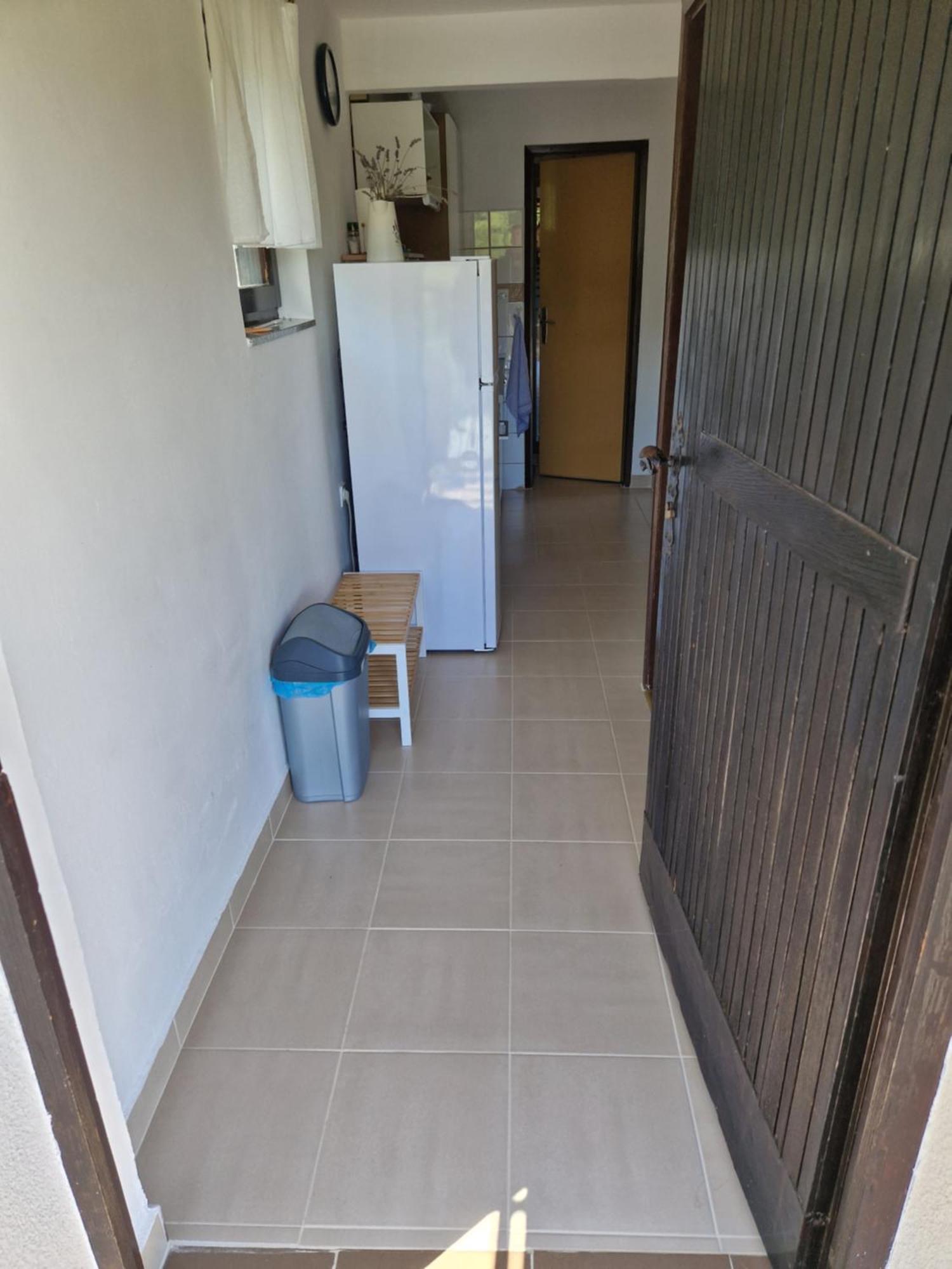 Apartment Buric Zupanje Luaran gambar